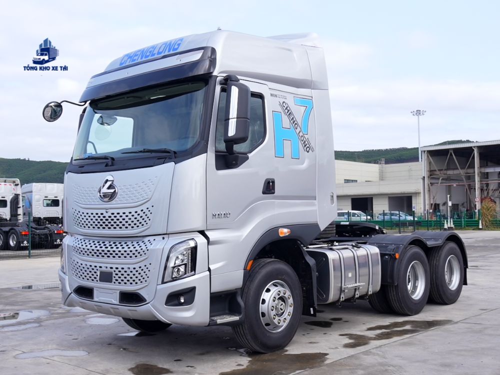 Đầu Kéo Chenglong H7 pro 390Hp Cầu Láp